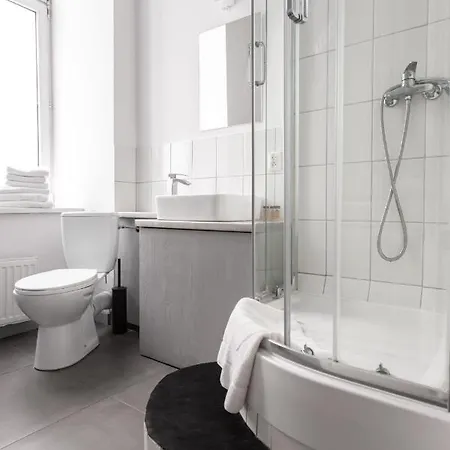 Satynowy By Good Time