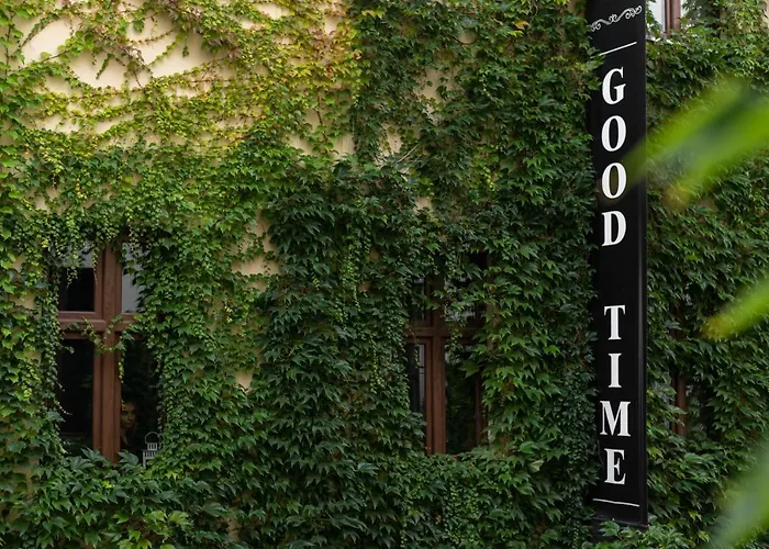 Satynowy By Good Time شقة وودج